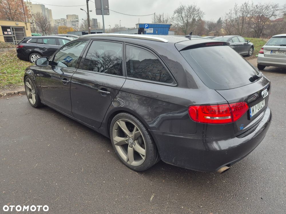 Audi A4 Avant 2.0 TDI DPF multitronic S line Sportpaket - 16