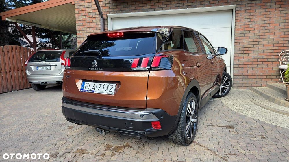 Peugeot 3008 1.6 PureTech GPF Allure S&S EAT8 - 5