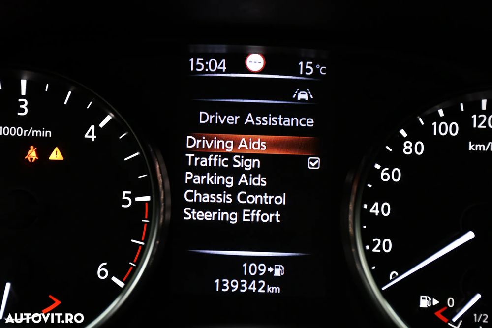 Nissan Qashqai 1.5 DCI Start/Stop Tekna - 20