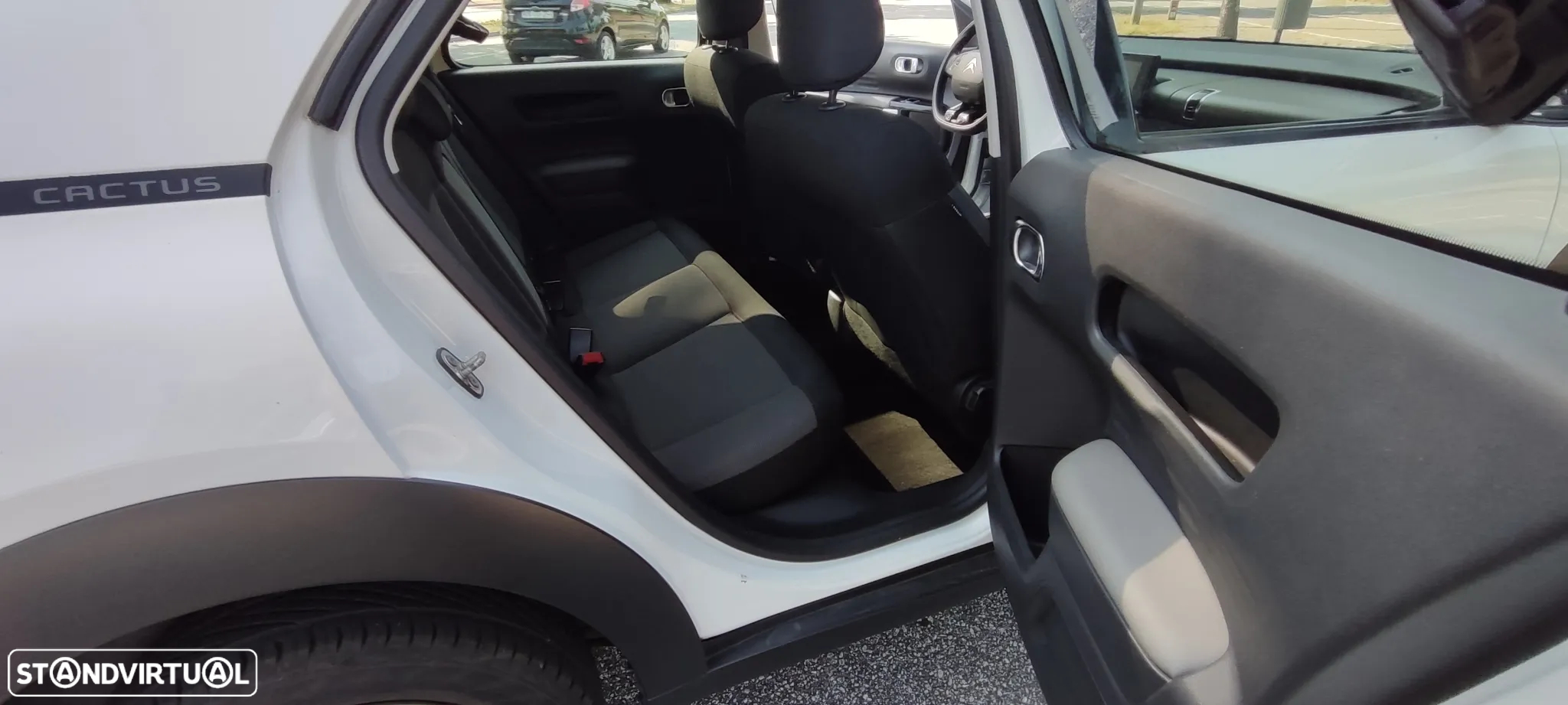 Citroën C4 Cactus 1.2 PureTech Live - 24