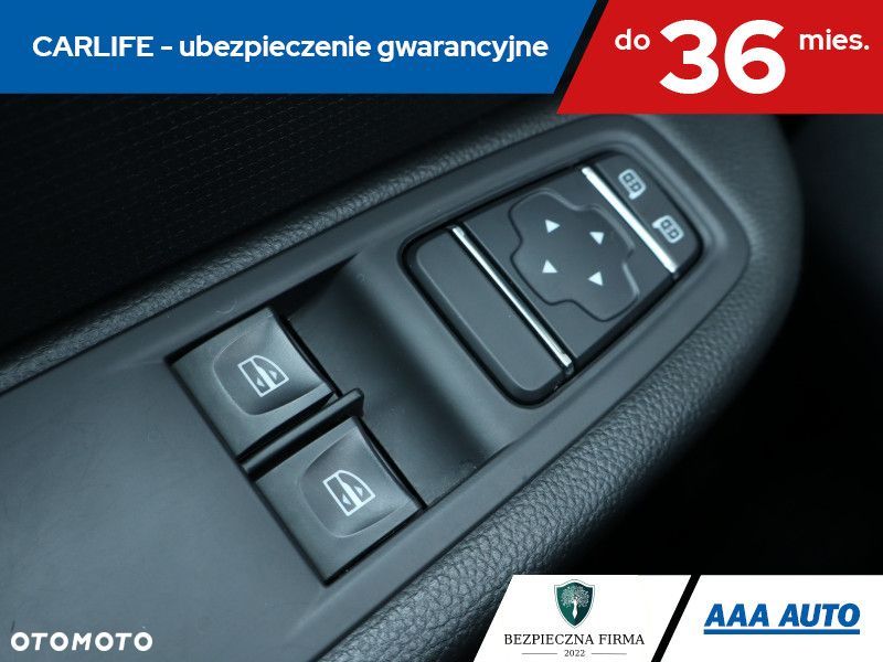 Renault Clio - 19