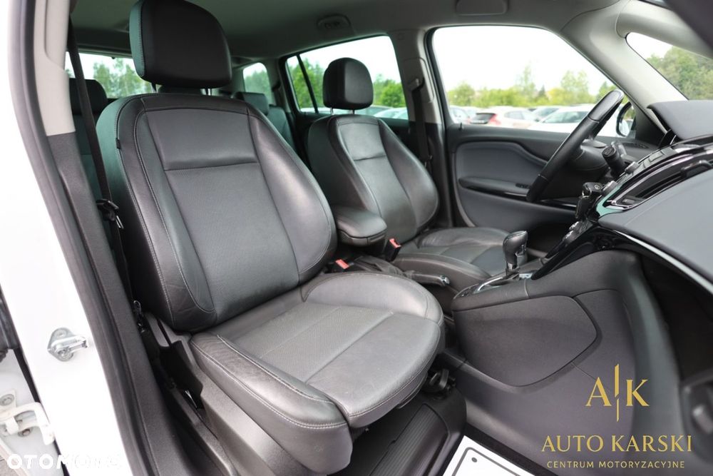 Opel Zafira - 38