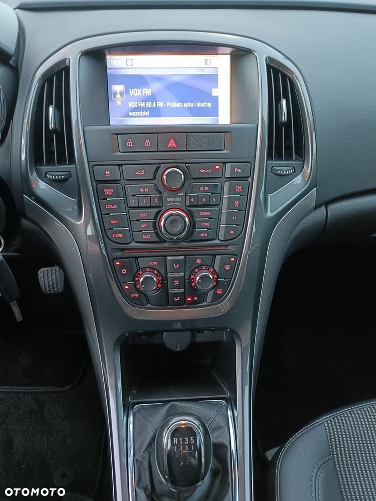 Opel Astra 1.4 Turbo Cosmo - 17