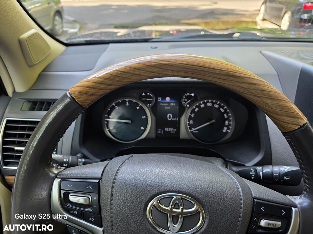 Toyota Land Cruiser 2.8l D-4D 204 CP A/T 7 locuri Luxury AVS - 16