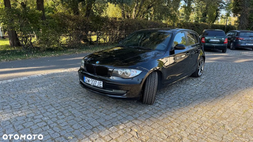 BMW Seria 1 118d DPF - 13