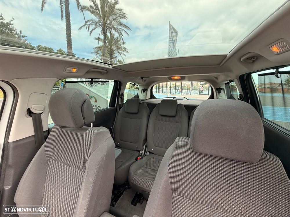 Peugeot 5008 1.6 BlueHDi Style EAT6 - 22