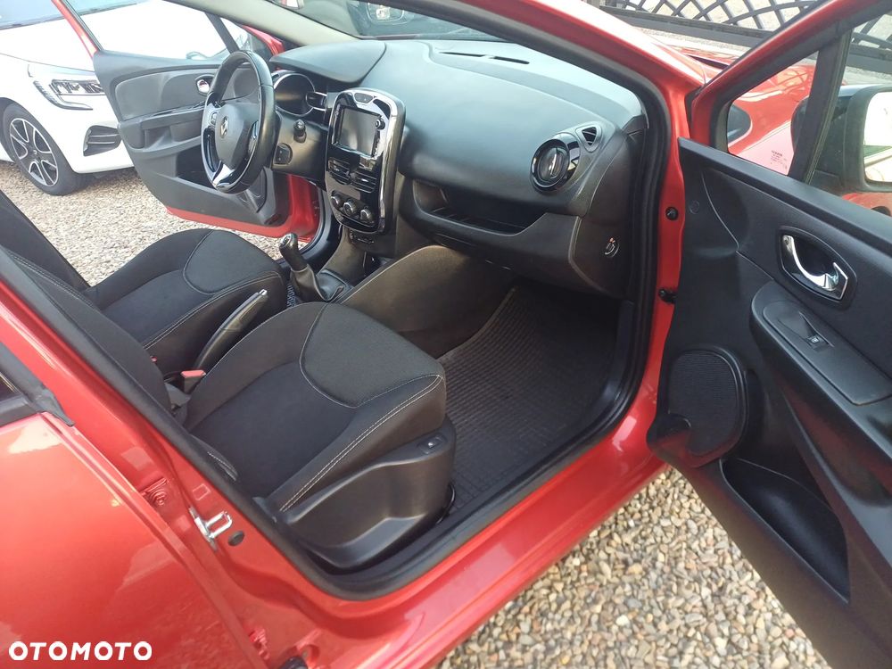 Renault Clio TCe 90 Luxe - 16