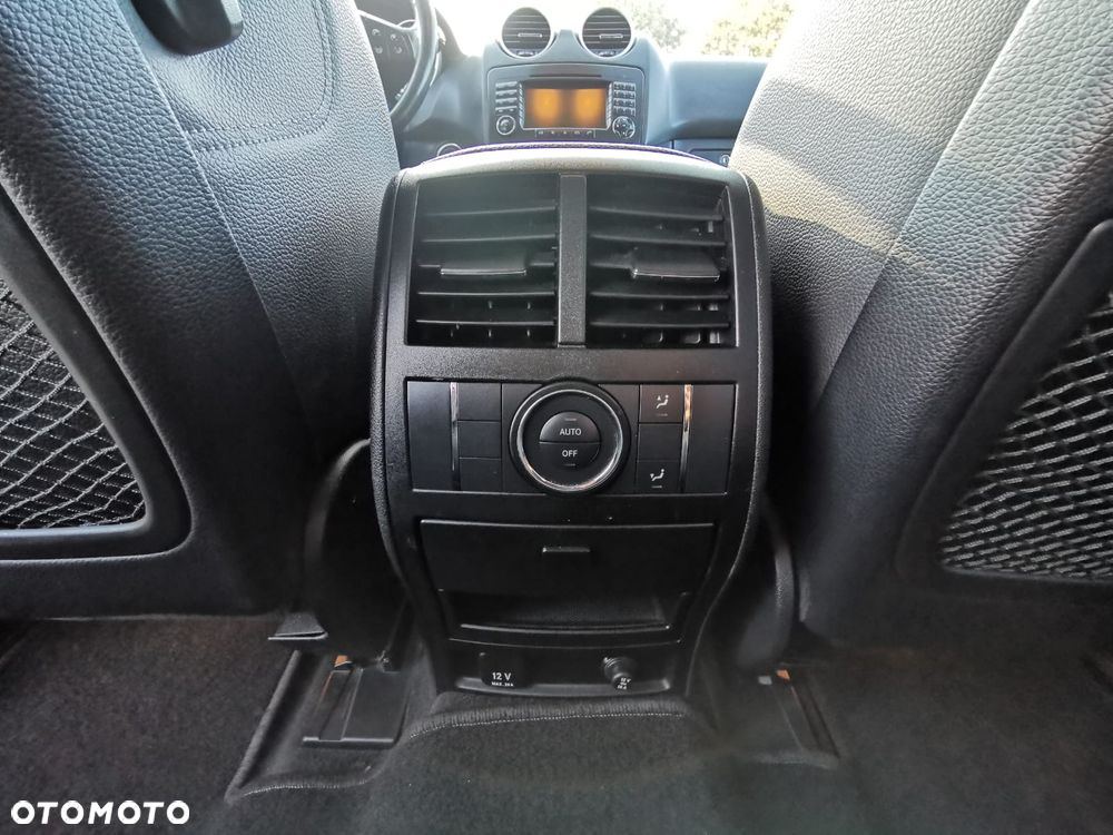 Mercedes-Benz ML - 16