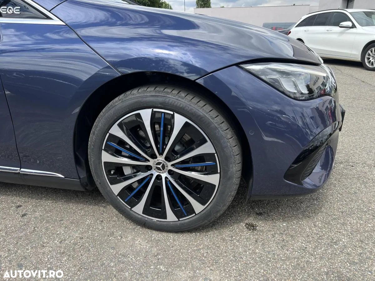 Mercedes-Benz EQE 300 - 16