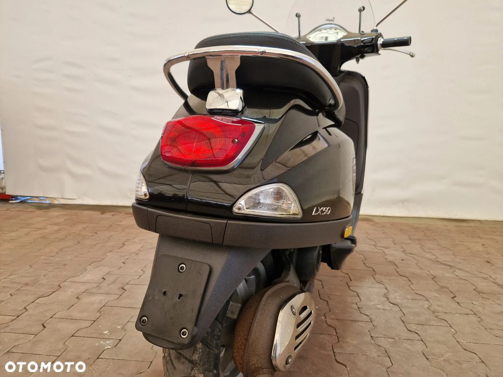 Piaggio Vespa - 17