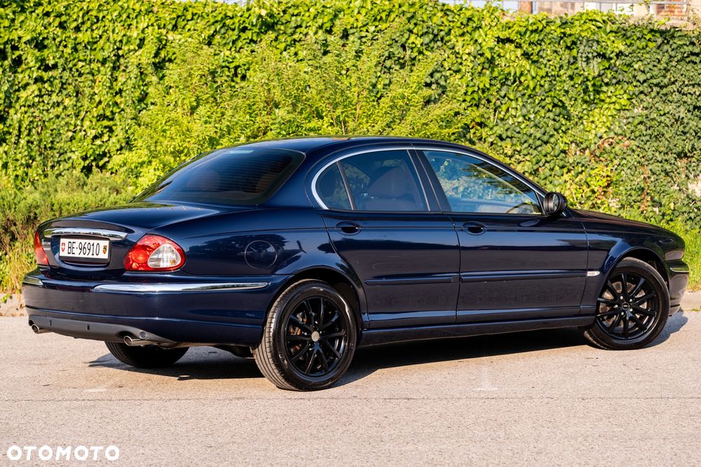Jaguar X-Type 2.5 V6 4x4 Executive - 10