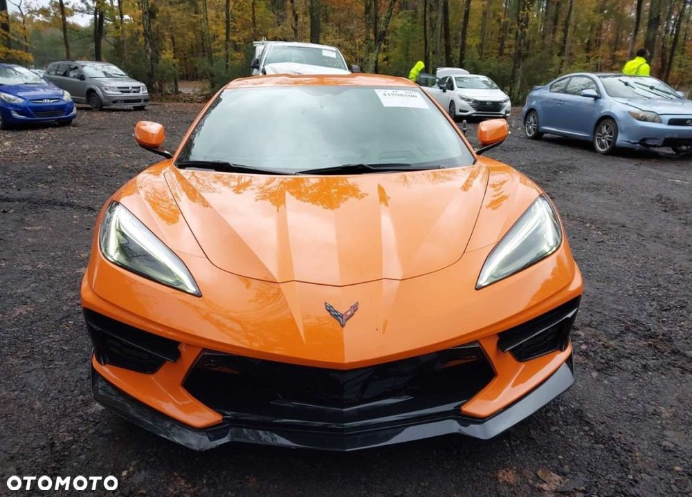 Chevrolet Corvette - 2