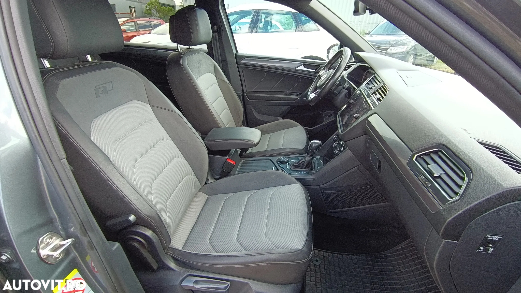 Volkswagen Tiguan 2.0 TDI DSG 4Mot Highline - 28