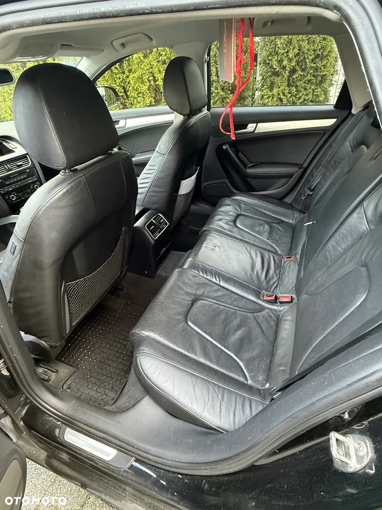 Audi A4 Avant 2.0 TDI - 10
