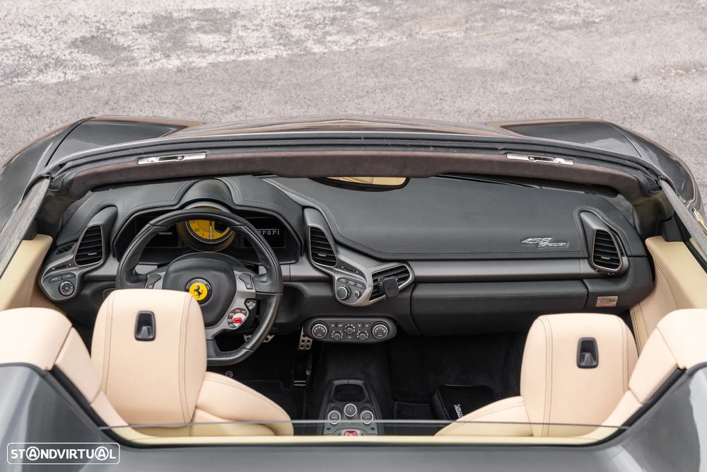 Ferrari 458 Spider - 15