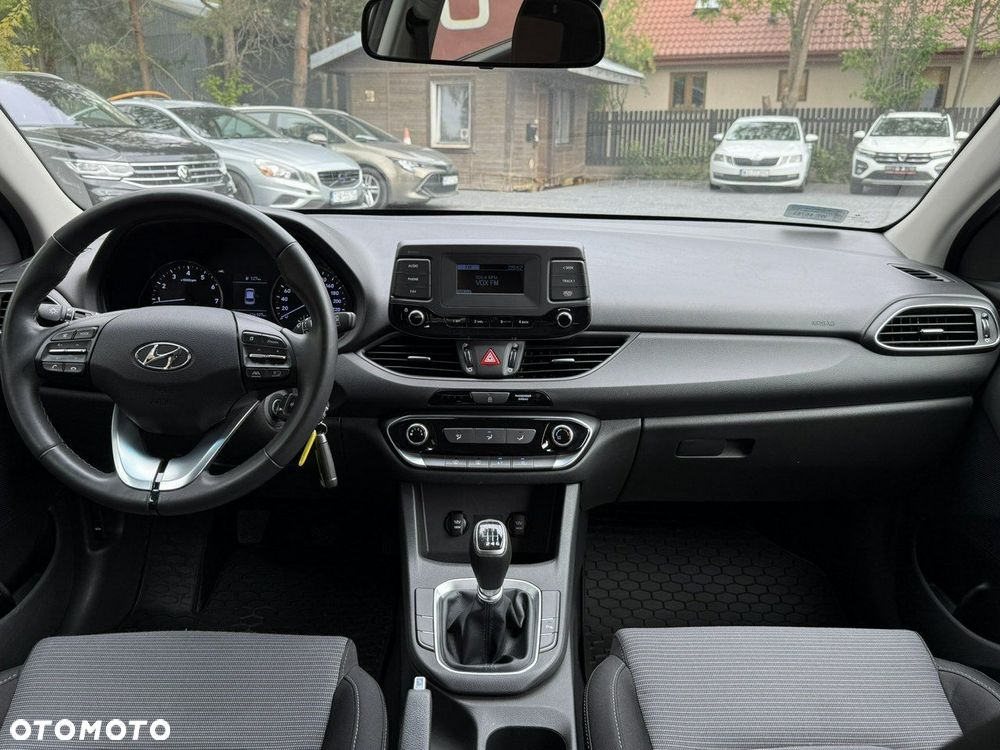 Hyundai i30 1.5 DPI Modern - 17