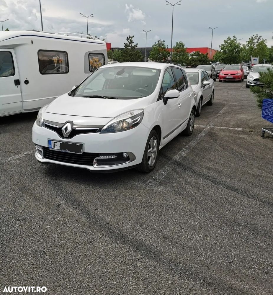 Renault Scenic - 1