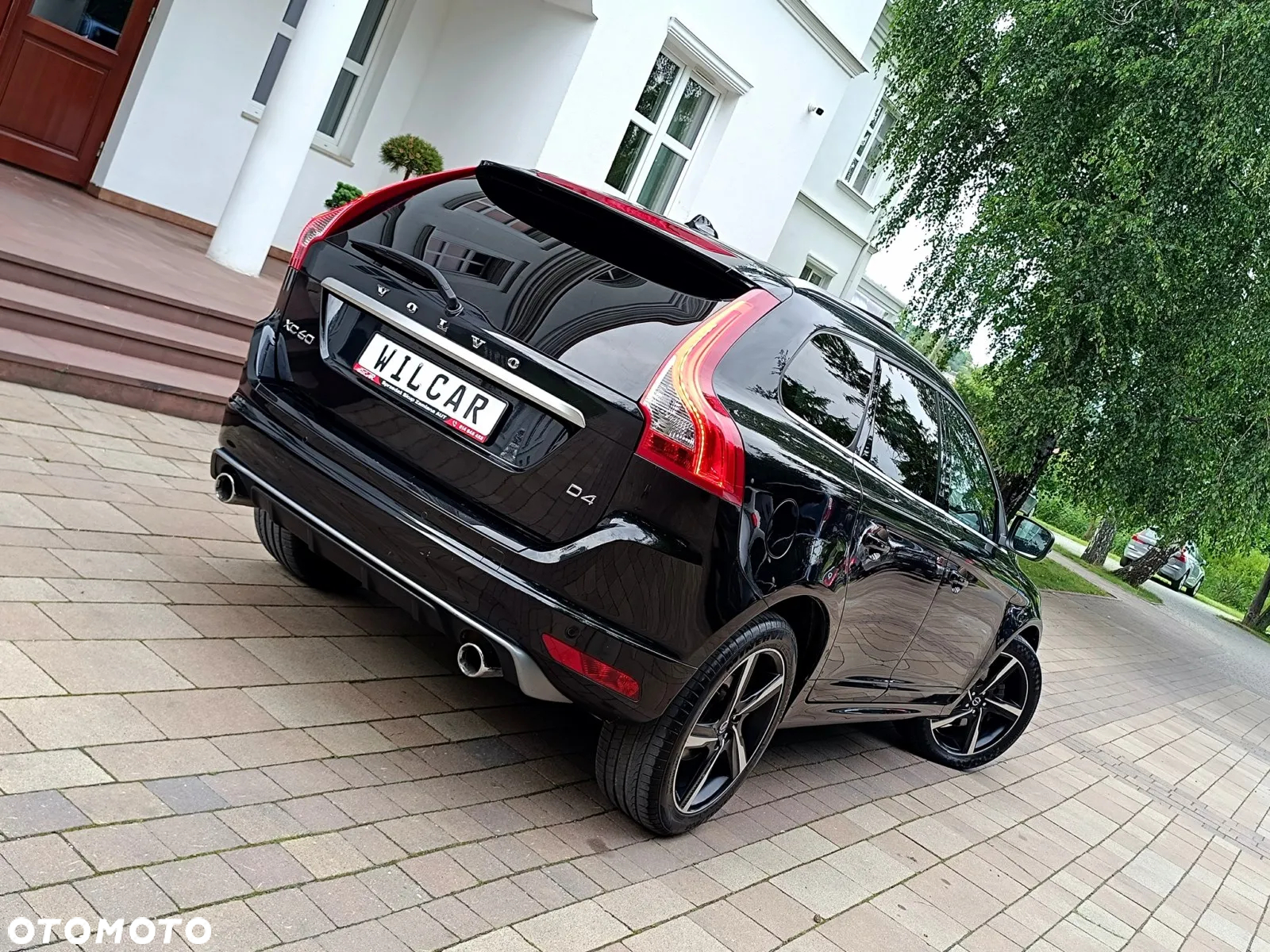 Volvo XC 60 D4 Geartronic Momentum - 4