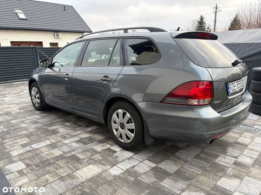 Volkswagen Golf 1.6 TDI Trendline - 6