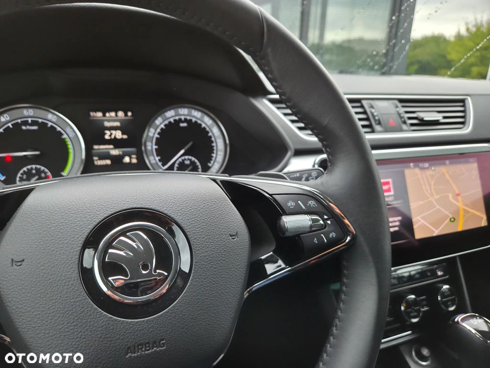 Skoda Superb 1.4 TSI Plug-In Hybrid Ambition DSG - 24