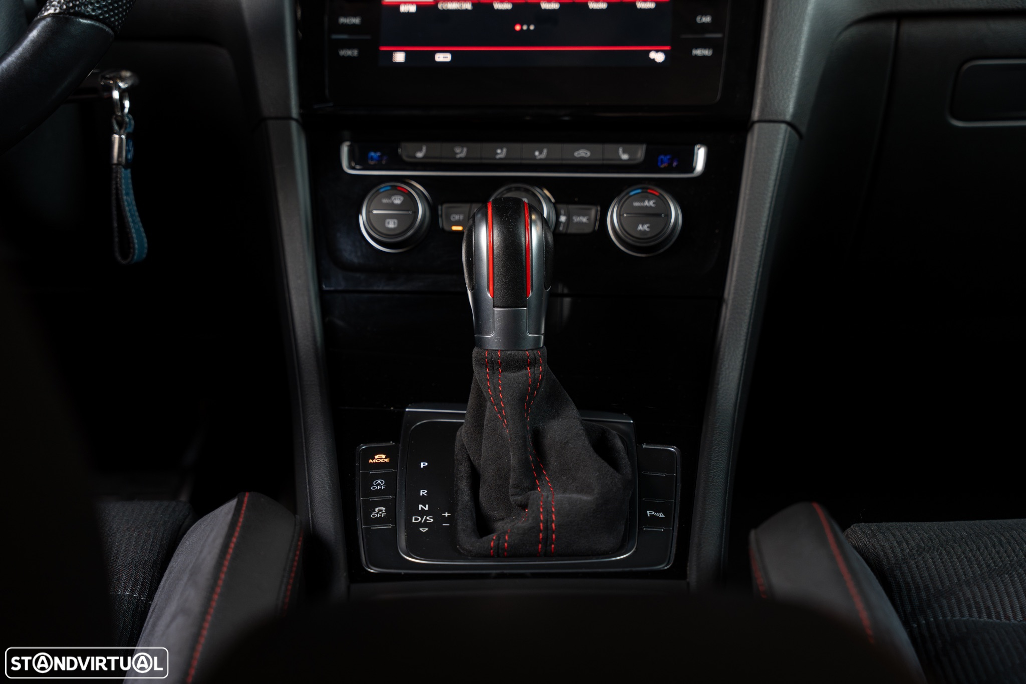 VW Golf 2.0 TSI GTi TCR DSG - 22
