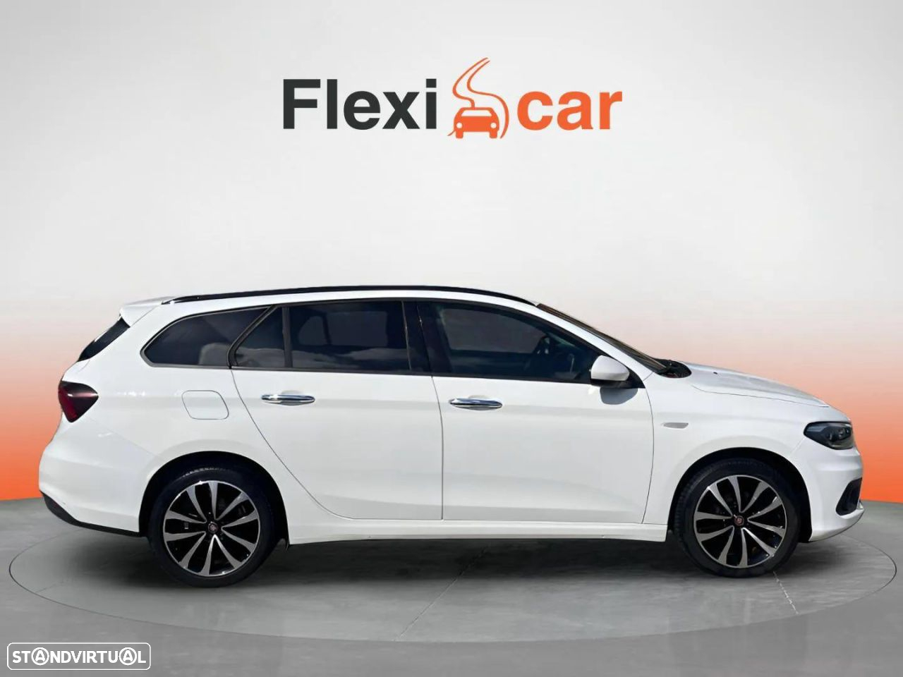 Fiat Tipo Station Wagon 1.6 M-Jet Lounge J17 - 4