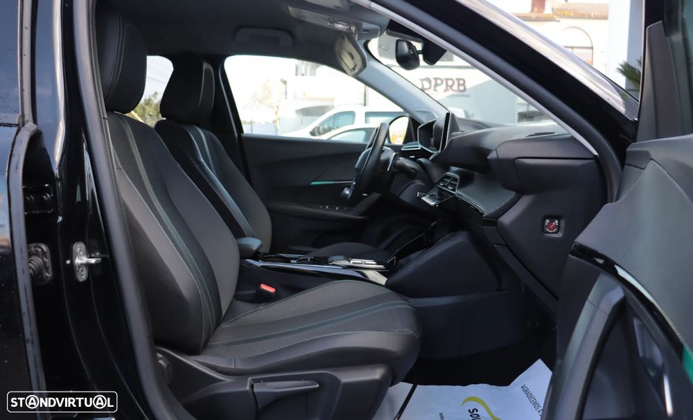 Peugeot 2008 PureTech 130 EAT8 Allure - 12