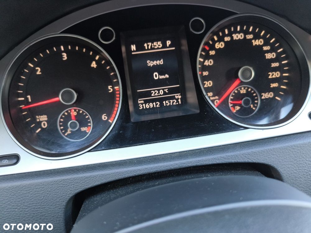 Volkswagen Passat - 7