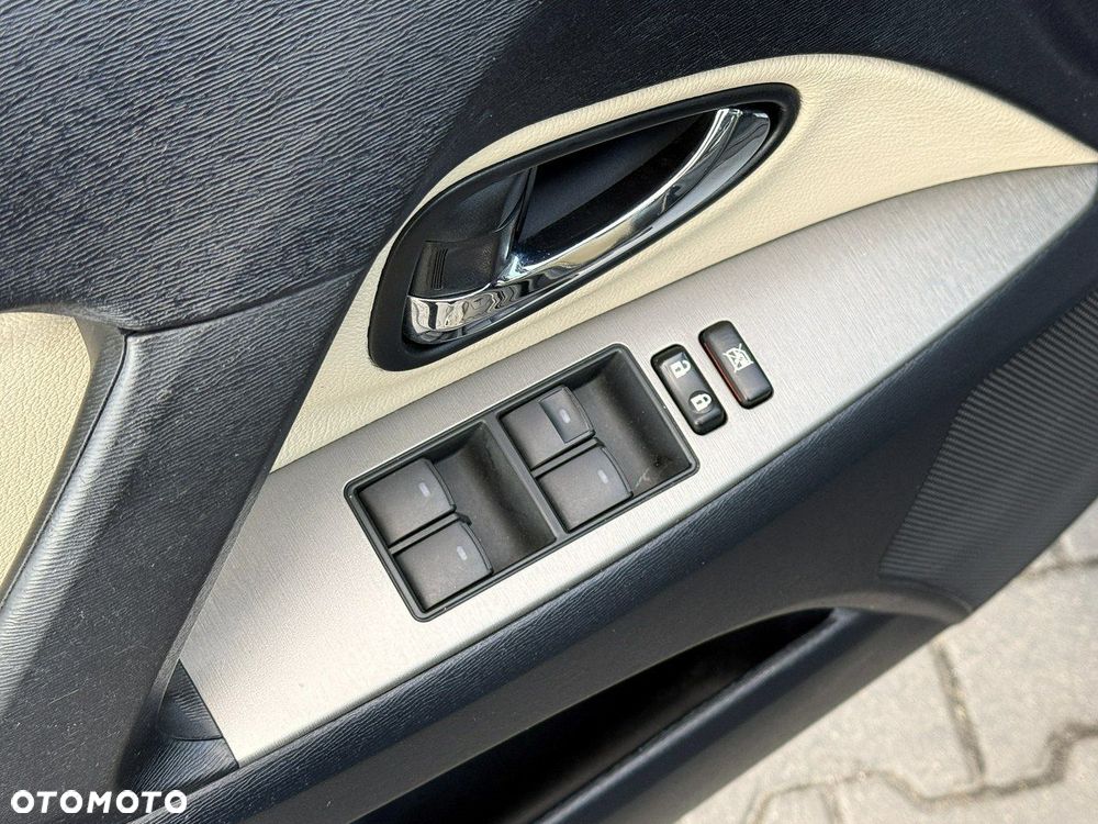 Toyota Avensis 1.8 Prestige - 9