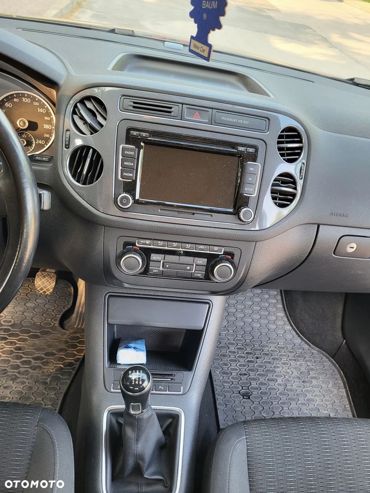 Volkswagen Tiguan - 25