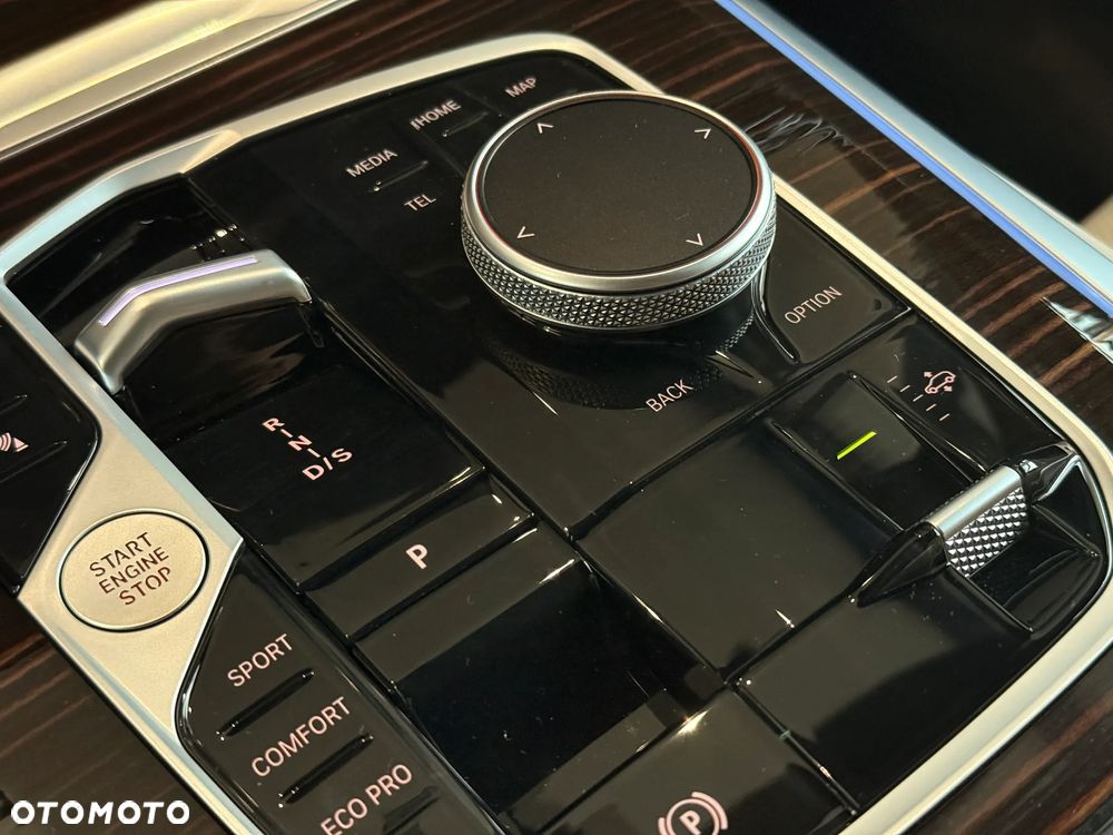 BMW X5 xDrive40d - 23