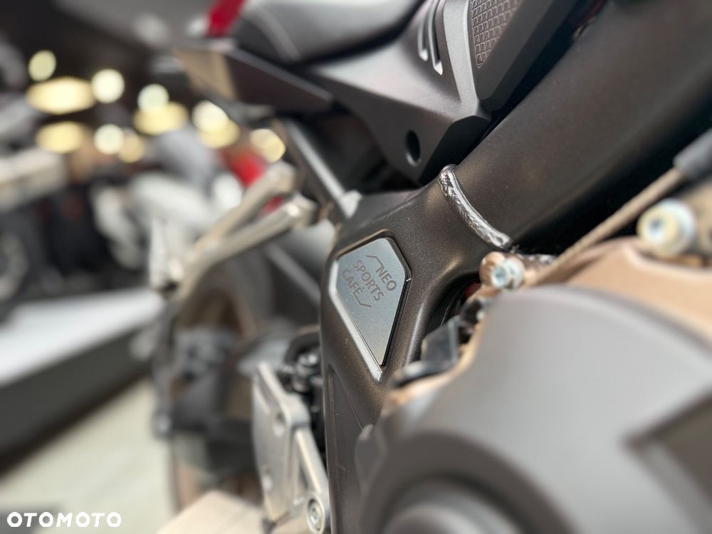 Honda CB - 10