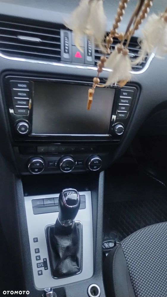 Skoda Octavia 2.0 TDI Ambition DSG - 20