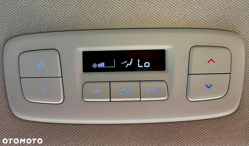 Hyundai Staria 1.6 T-GDI HEV Smart VIP - 33