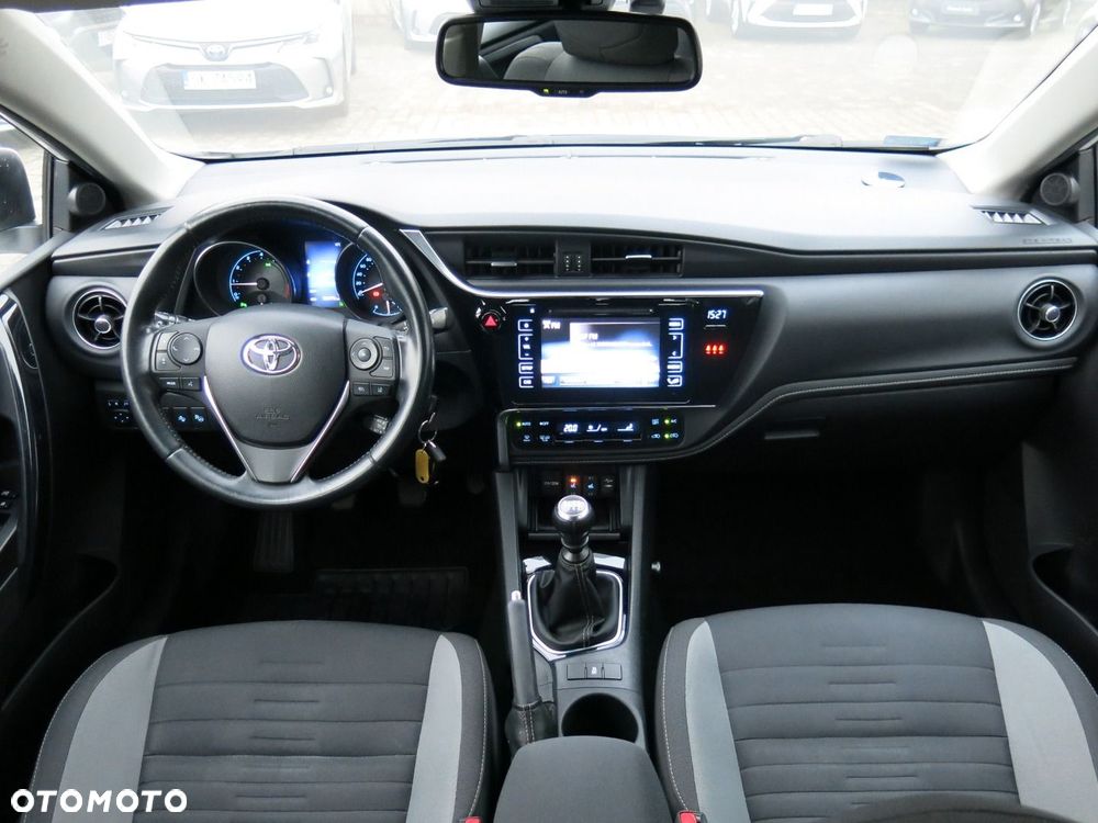 Toyota Auris - 8