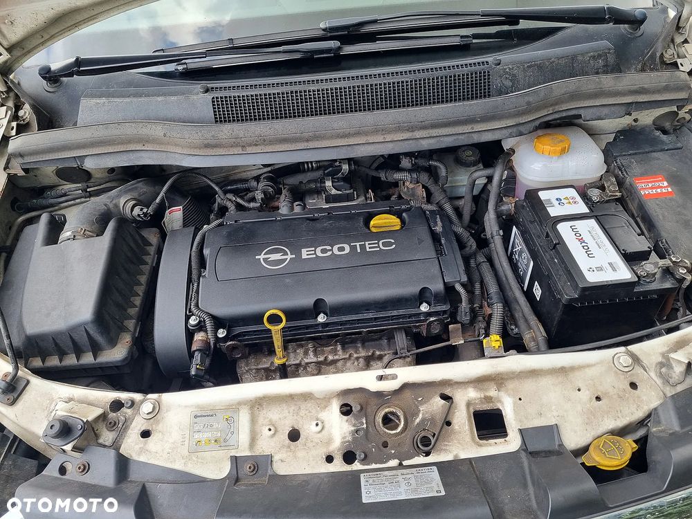Opel Zafira 1.6 Essentia - 18