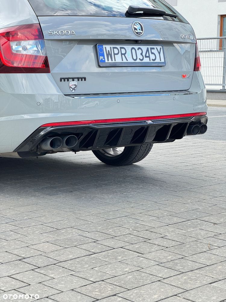 Skoda Octavia 2.0 TSI RS Challenge 245 DSG - 7