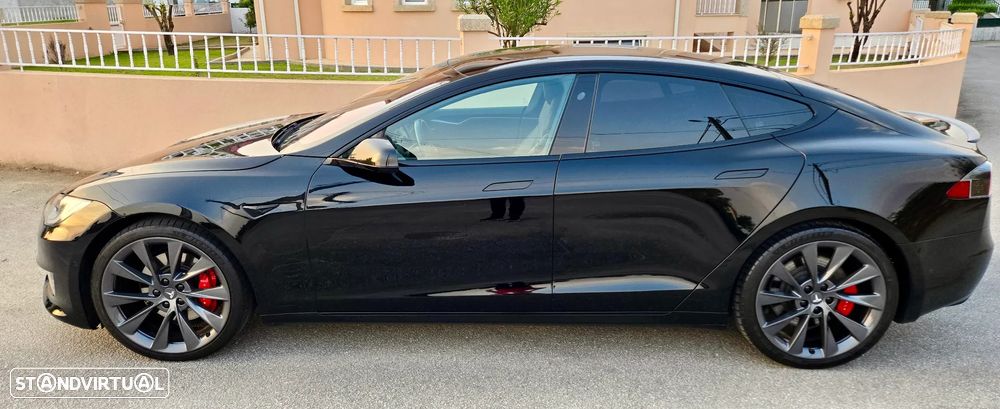 Tesla Model S Performance Ludicrous AWD - 34