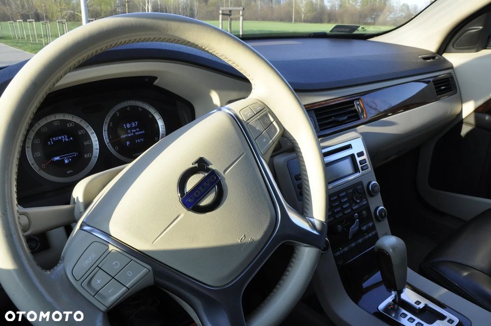 Volvo XC 70 T6 AWD Geartronic Summum - 33