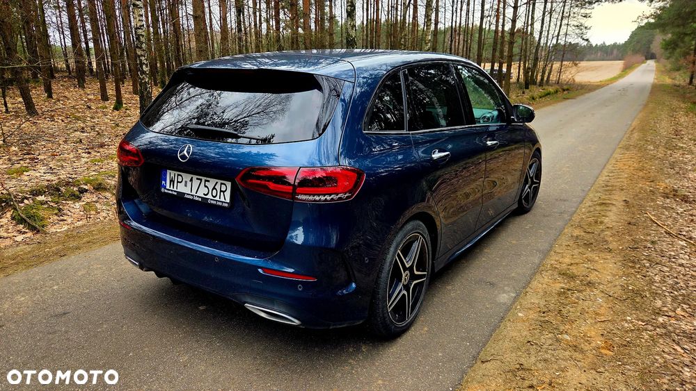 Mercedes-Benz Klasa B 180 d AMG Line 7G-DCT - 4