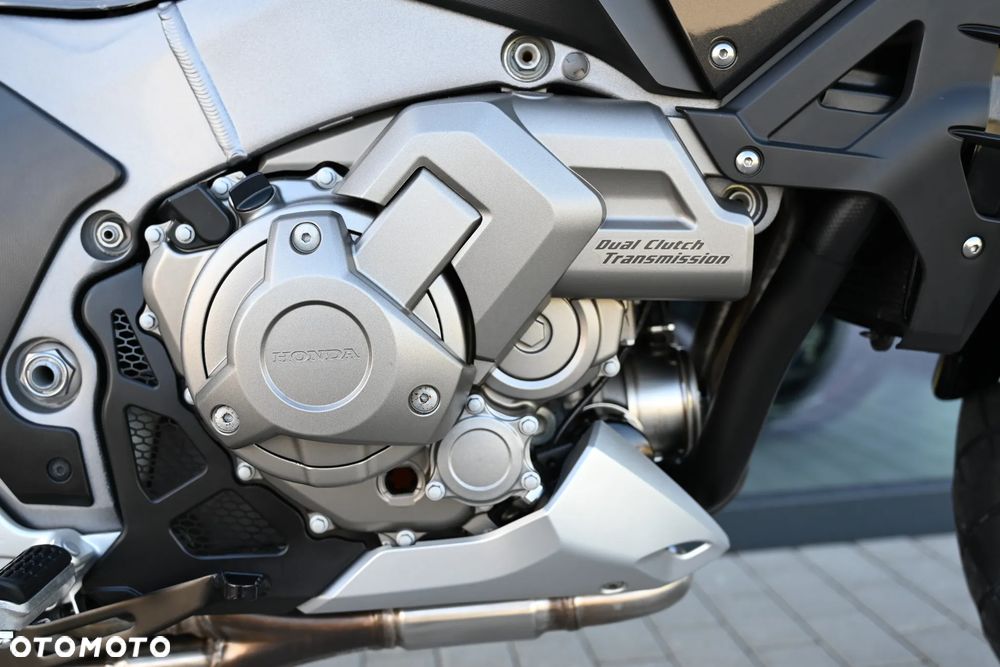 Honda VFR - 10