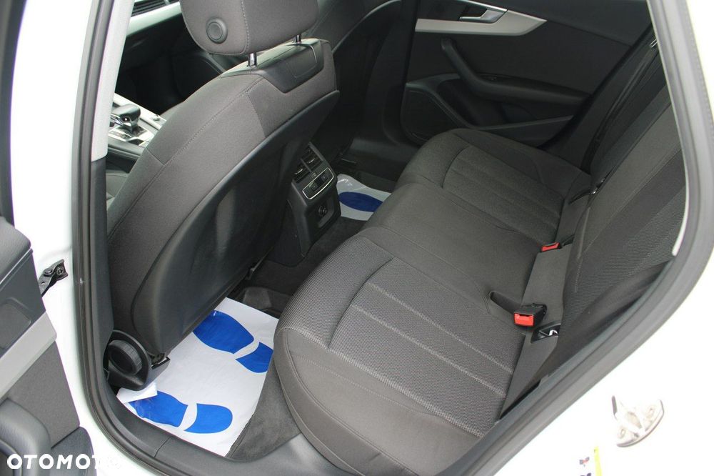 Audi A4 Avant - 16