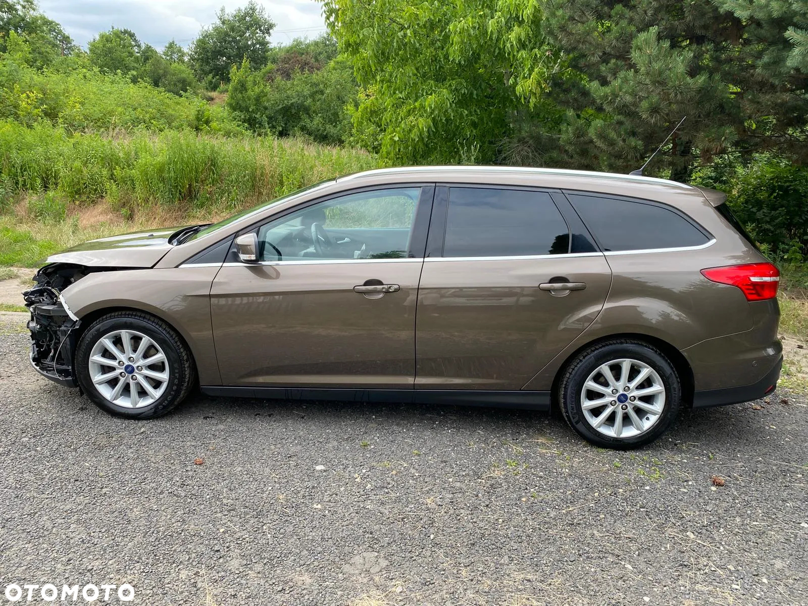 Ford Focus 1.5 EcoBoost Start-Stopp-System TITANIUM - 6