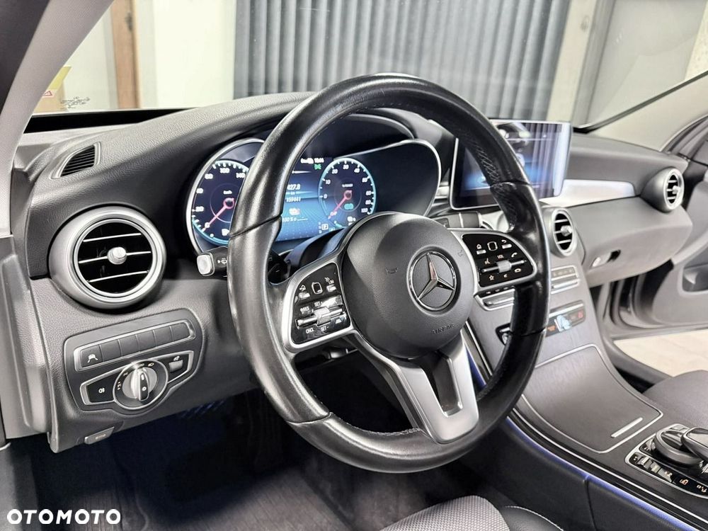Mercedes-Benz Klasa C 300 de 9G-TRONIC Exclusive - 33