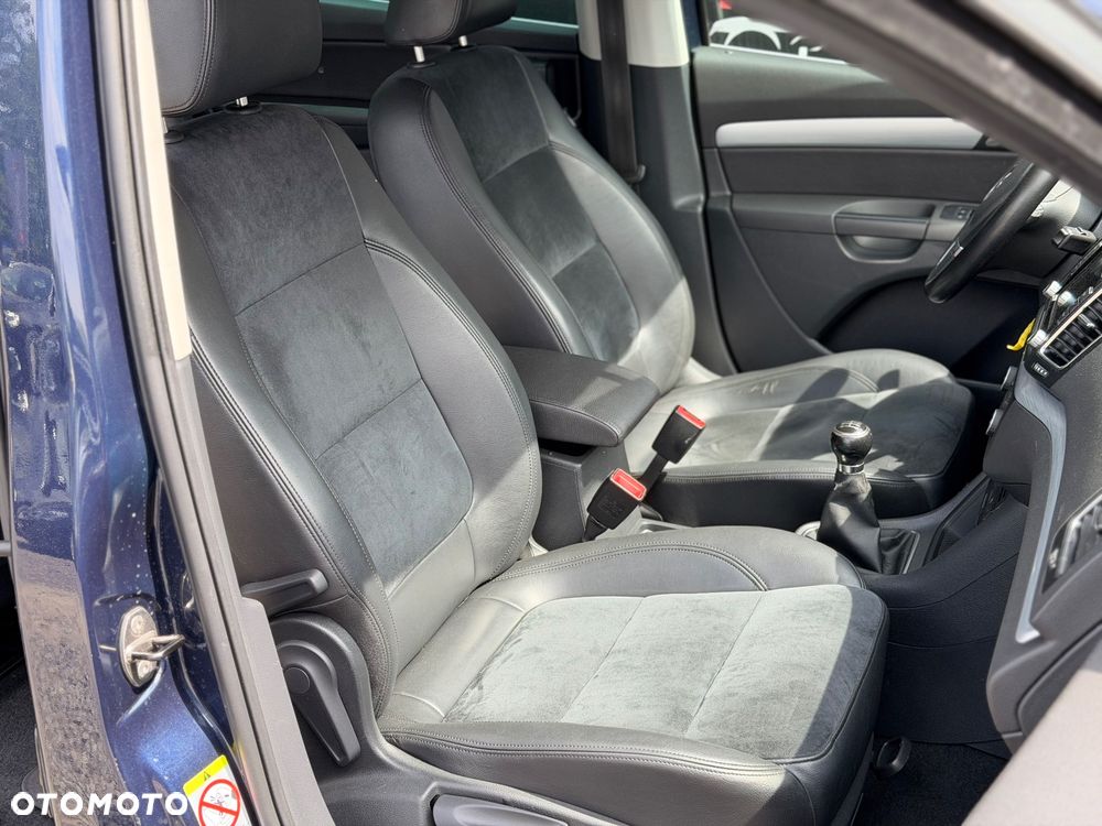 Volkswagen Sharan - 35