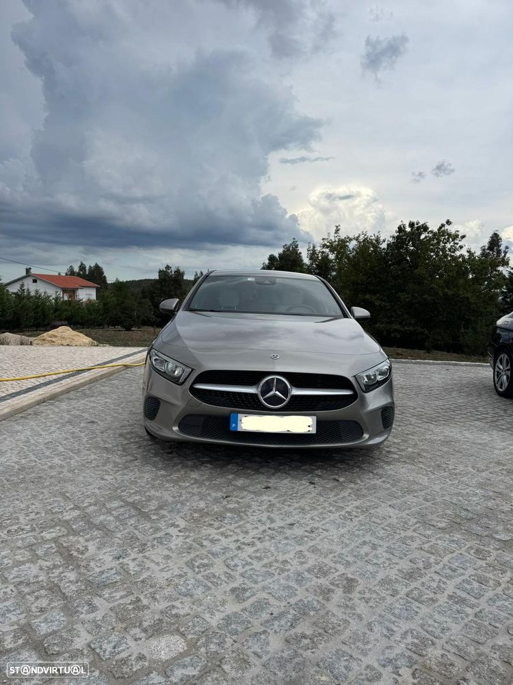 Mercedes-Benz A 180 Limousine d 7G-DCT AMG Line - 3