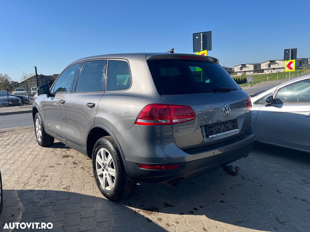 Volkswagen Touareg 3.0 V6 TDI BMT - 3