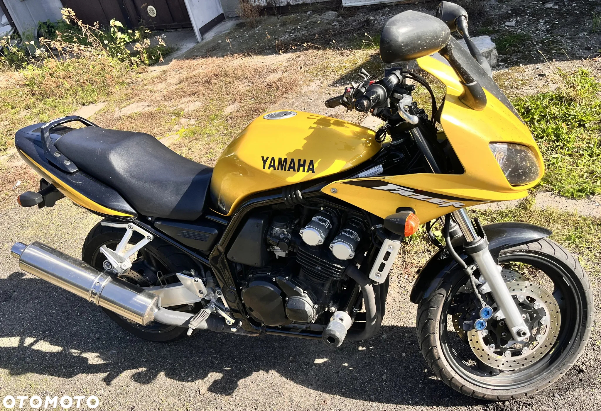 Yamaha FZS - 2