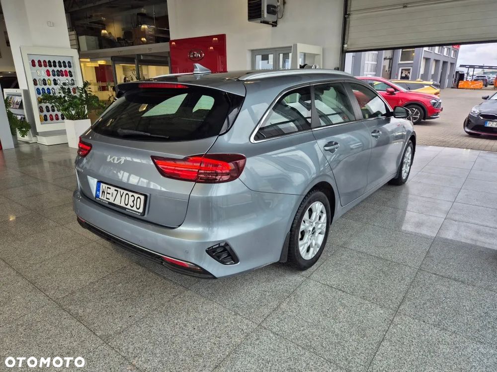 Kia Ceed 1.5 T-GDI M - 10