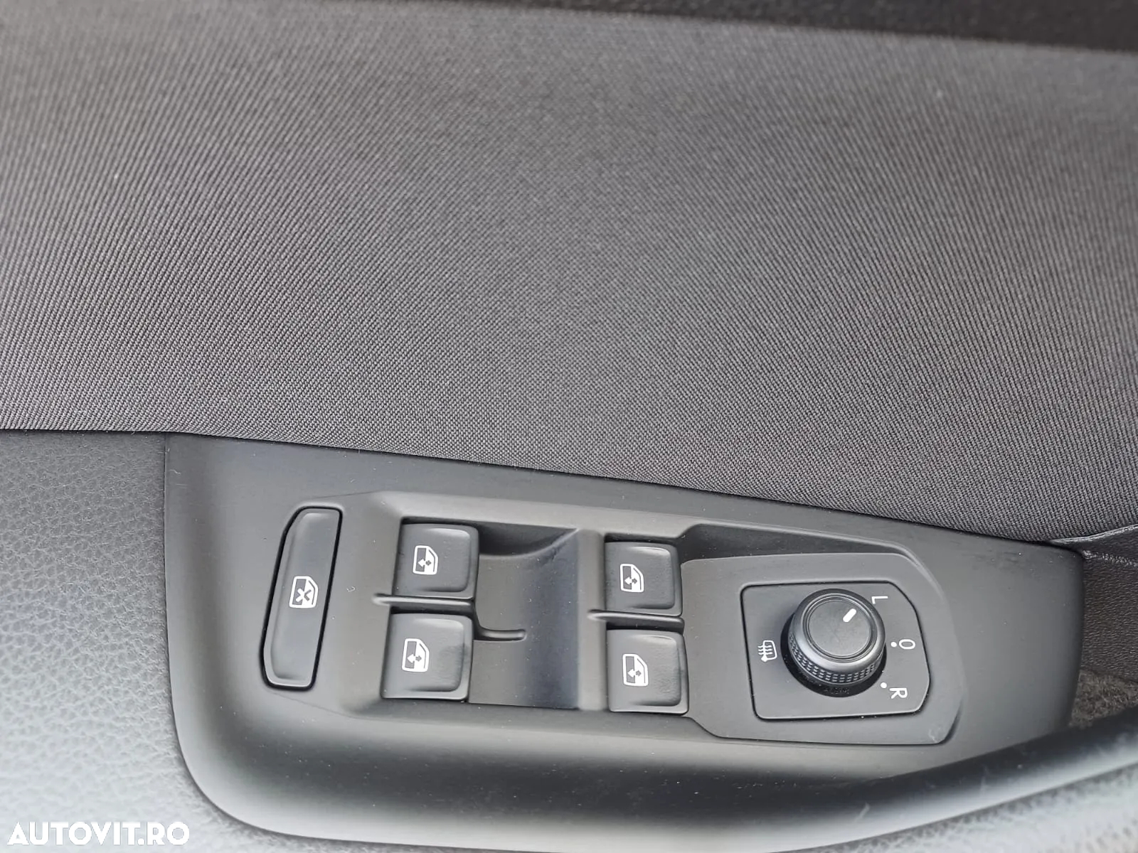 Volkswagen Passat 2.0 TDI DSG Comfortline - 11